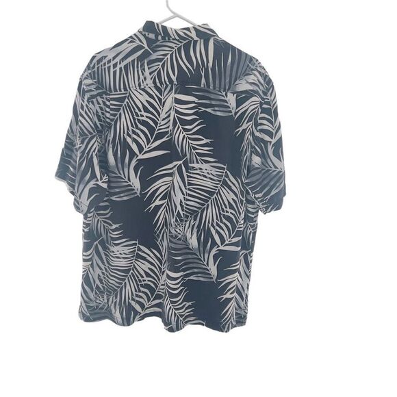 Tommy Bahama 100%silk - Picture 2 of 4